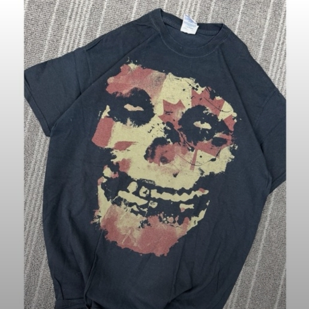 The Misfits Canada Tour 2013 Graphic Skull Tee